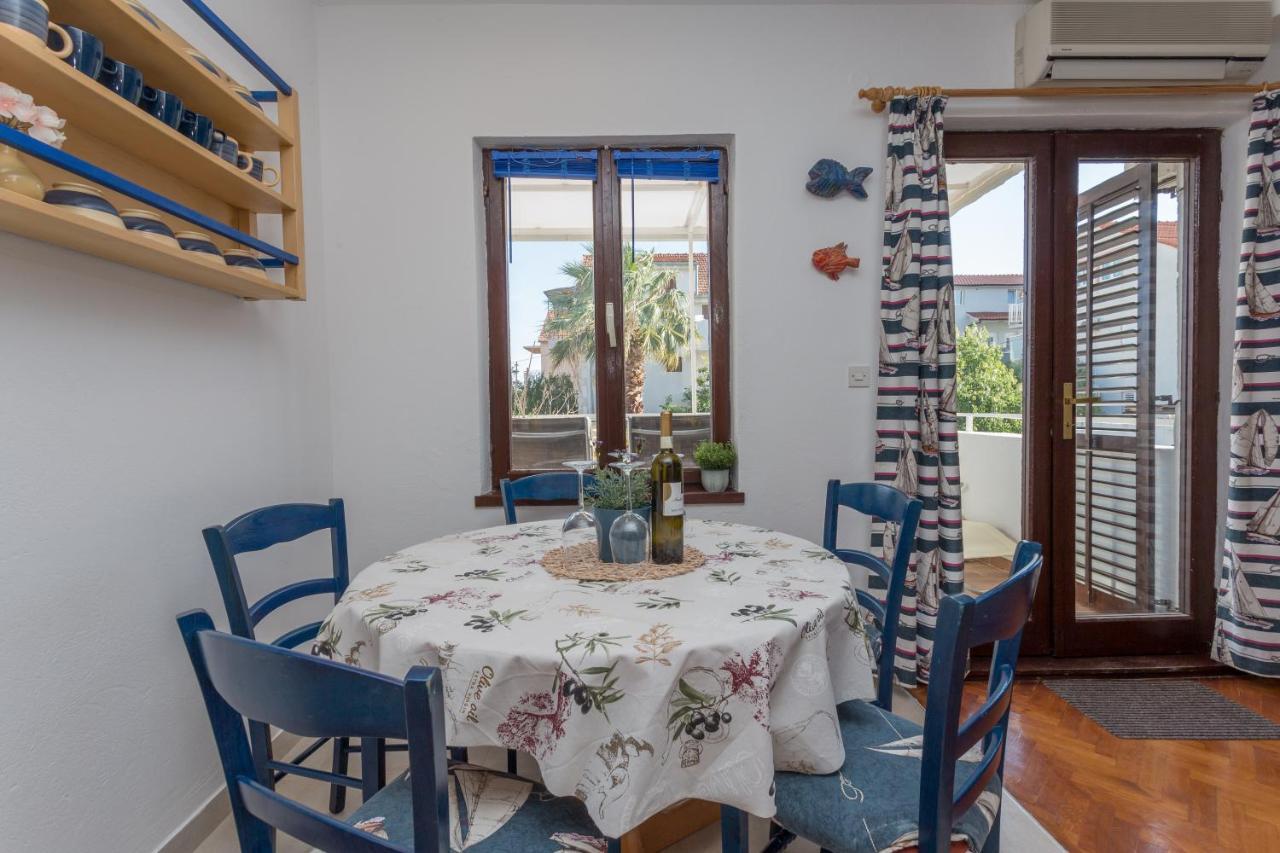 So Hvar So Good! Spacious With Terrace Apartamento Hvar Town Exterior foto