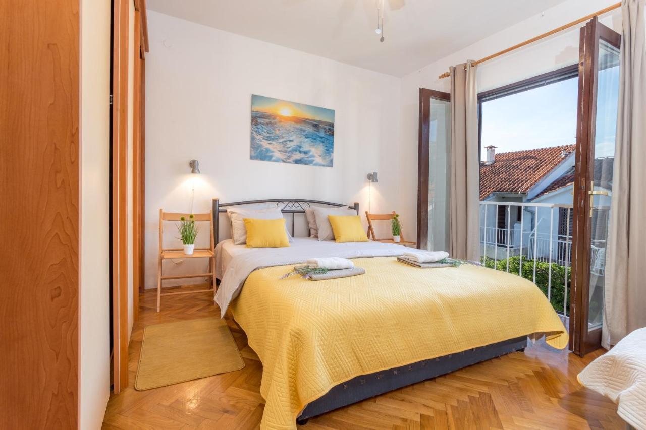 So Hvar So Good! Spacious With Terrace Hvar Town Exterior foto